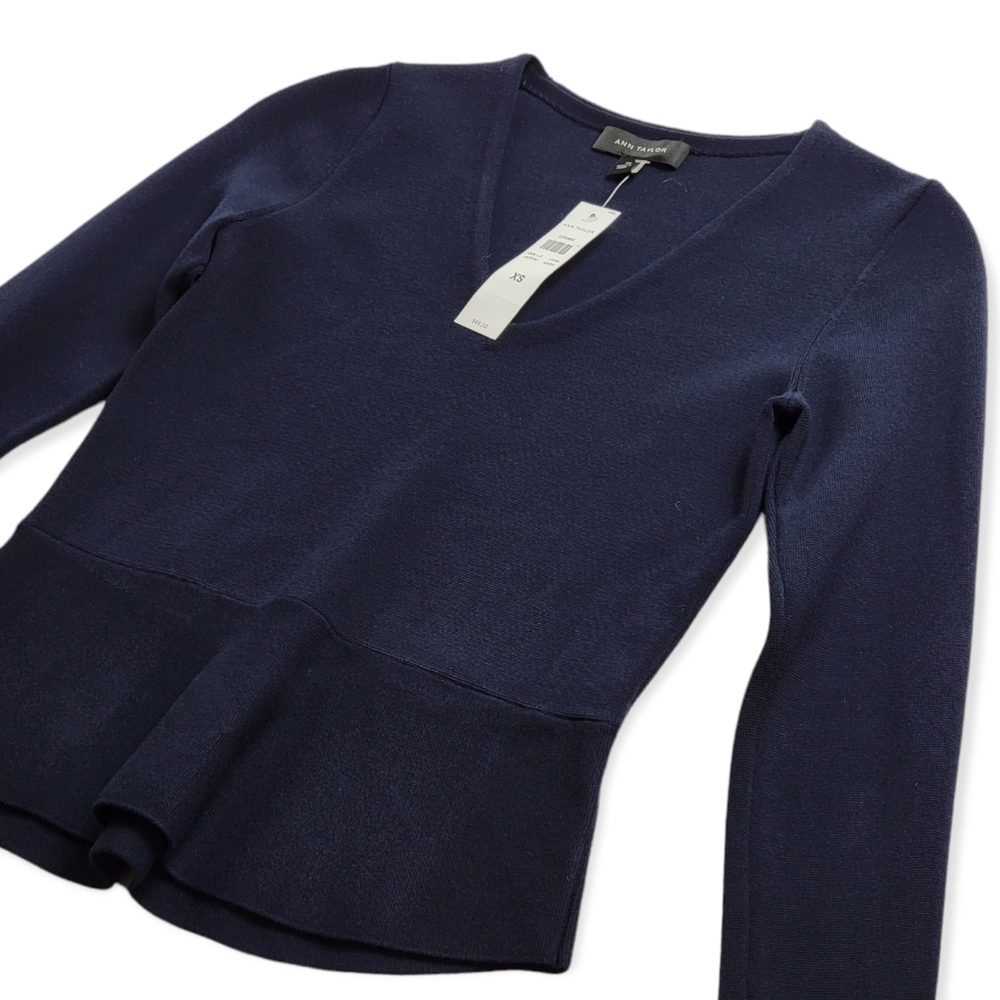 NWT Ann Taylor Ribbed Peplum Sweater - Picture 3 of 9
